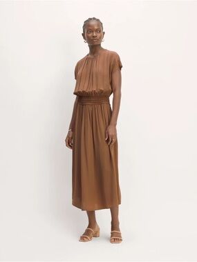 Everlane women’s the gathered midi dress